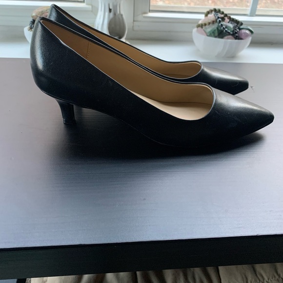 Naturalizer Black Kitten Pumps Women - Picture 3 of 12